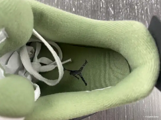4 Jordan Seafoam Air AQ9129-103 WMNS 0703